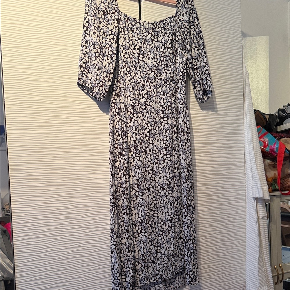 Abercrombie & Fitch Floral Off-Shoulder Dress - Black/White/blue/maroon sz M